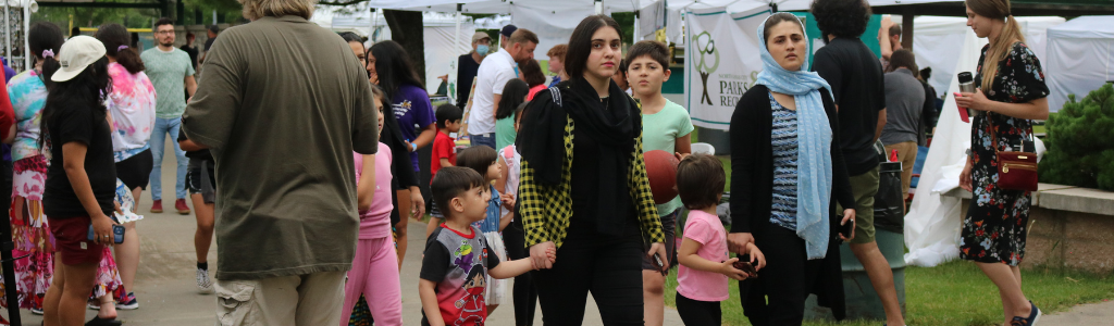 Image Banner_Family at Arts in the Park